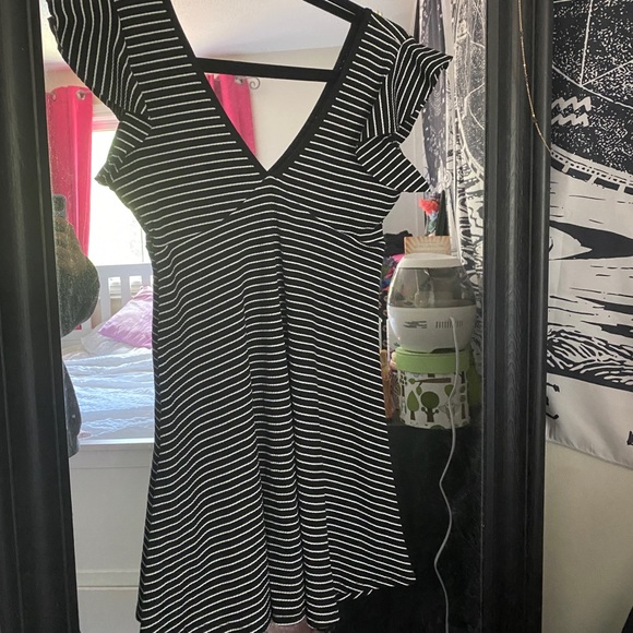 Striped Mini Dress - Picture 3 of 4